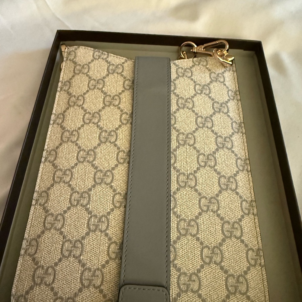 Gucci iPad mini cover/pouch/bag